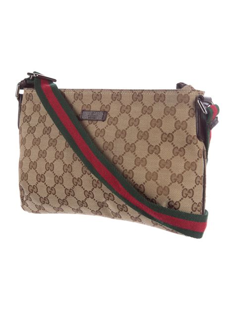 gucci crossbody purse gently used